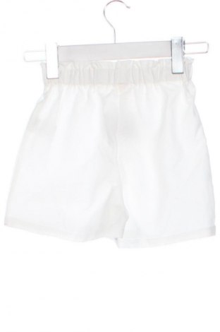 Gyerek rövidnadrág Unbranded, Méret 5-6y / 116-122 cm, Szín Ekrü
, Ár 1 939 Ft