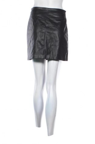 Кожена пола Amisu, Размер S, Цвят Черен, Цена 2,04 €