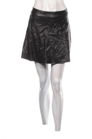 Кожена пола SHEIN, Размер S, Цвят Черен, Цена 2,04 €