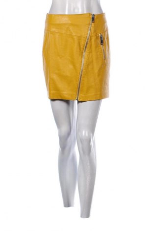 Skórzana spódnica Stradivarius, Rozmiar S, Kolor Żółty, Cena 82,99 zł