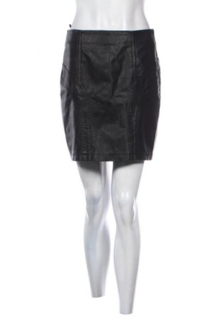 Кожена пола Toxik 3, Размер M, Цвят Черен, Цена 3,57 €