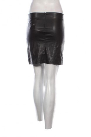 Кожена пола Unbranded, Размер S, Цвят Черен, Цена 5,62 €