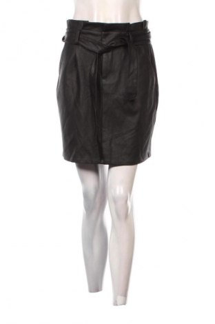 Δερμάτινη φούστα Vero Moda, Μέγεθος M, Χρώμα Μαύρο, Τιμή 7,99 €