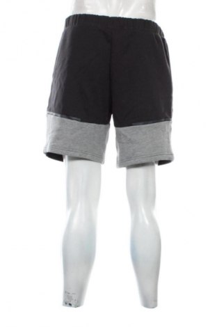 Pánské kraťasy PUMA, Velikost L, Barva Černá, Cena  439,00 Kč