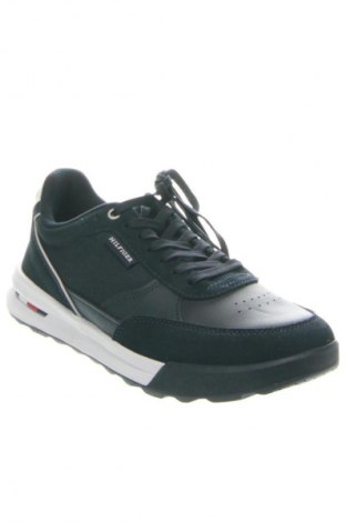 Férfi cipők
 Tommy Hilfiger, Méret 42, Szín Kék, Ár 33 349 Ft