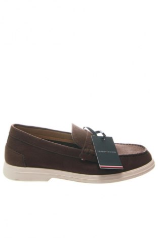 Férfi cipők
 Tommy Hilfiger, Méret 43, Szín Barna, Ár 59 579 Ft, #134860803