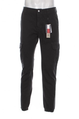 Мъжки панталон Tommy Jeans, Размер M, Цвят Черен, Цена 20,96 €, #134775907