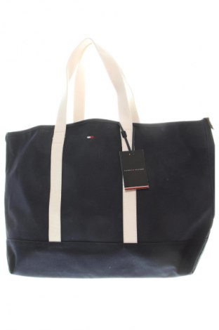 Cestovní taška  Tommy Hilfiger, Barva Modrá, Cena  1 159,00 Kč