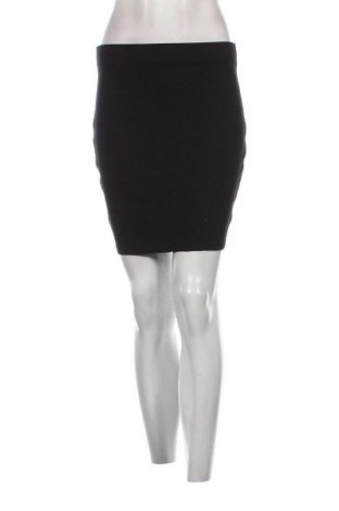 Spódnica Amisu, Rozmiar M, Kolor Czarny, Cena 6,99 zł