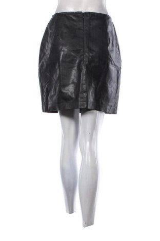 Пола Another Woman, Размер S, Цвят Черен, Цена 3,57 €