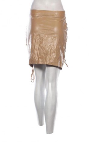 Пола Boohoo, Размер S, Цвят Бежов, Цена 5,11 €