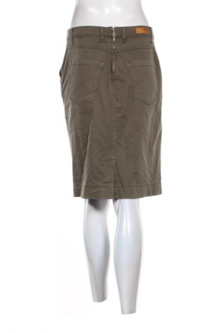 Пола Claire, Размер M, Цвят Зелен, Цена 4,60 €