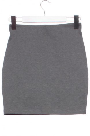 Пола Cubus, Размер XS, Цвят Сив, Цена 2,55 €