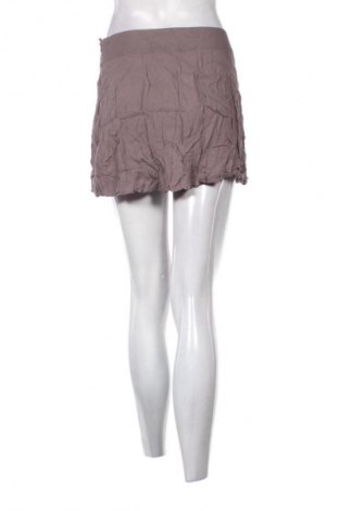 Пола Edc By Esprit, Размер S, Цвят Сив, Цена 4,60 €