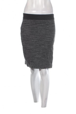 Пола Esprit, Размер M, Цвят Многоцветен, Цена 2,04 €