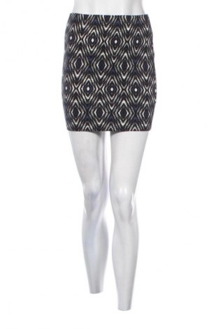 Пола Fb Sister, Размер S, Цвят Многоцветен, Цена 2,04 €