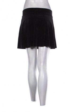 Spódnica Forever 21, Rozmiar S, Kolor Czarny, Cena 10,99 zł