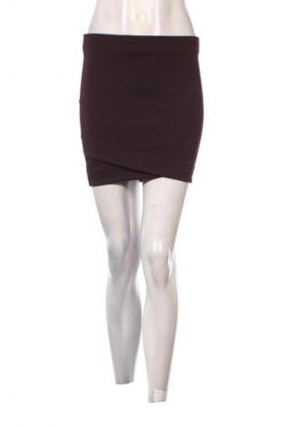 Пола H&M, Размер S, Цвят Червен, Цена 2,04 €