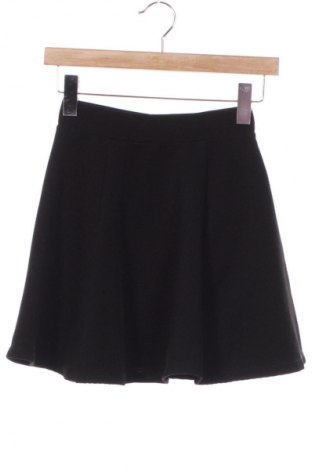 Пола H&M, Размер XS, Цвят Черен, Цена 4,09 €