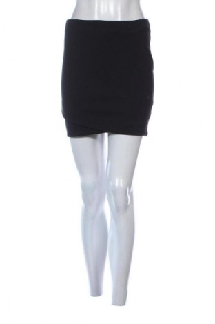 Пола H&M, Размер M, Цвят Черен, Цена 4,60 €