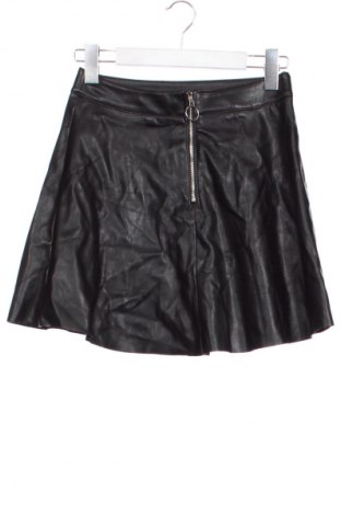 Пола H&M Divided, Размер XS, Цвят Черен, Цена 2,55 €