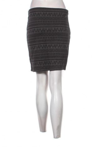 Sukně House, Velikost S, Barva Vícebarevné, Cena  49,00 Kč