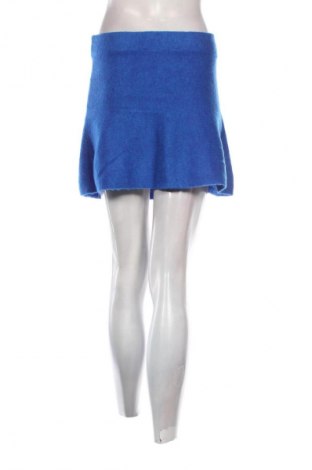 Пола Mango, Размер S, Цвят Син, Цена 3,57 €