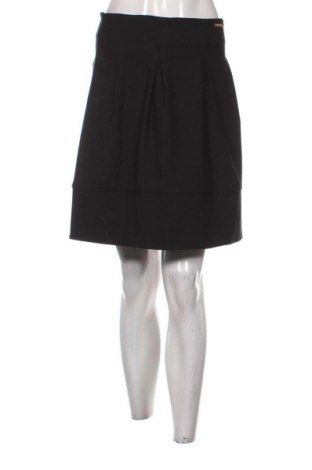 Sukně Miss Chic, Velikost S, Barva Černá, Cena  457,00 Kč