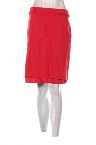 Пола Monnari, Размер M, Цвят Червен, Цена 2,04 €