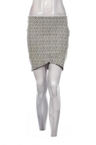 Пола Pimkie, Размер M, Цвят Многоцветен, Цена 3,57 €