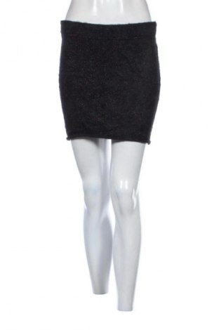 Rock Pull&Bear, Größe S, Farbe Schwarz, Preis € 1,99