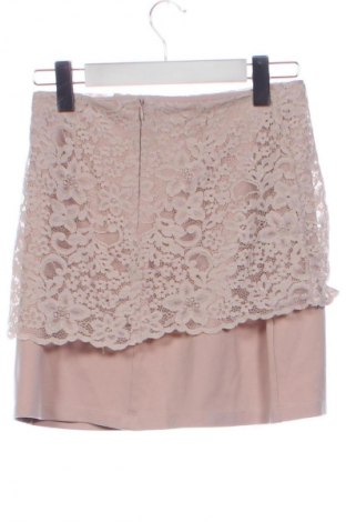 Пола Reserved, Размер XS, Цвят Розов, Цена 3,06 €