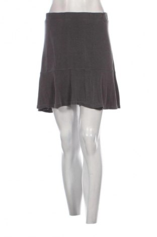 Пола Review, Размер S, Цвят Сив, Цена 6,13 €