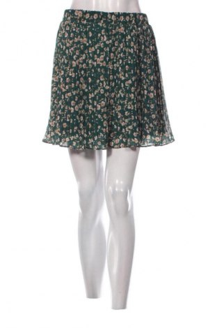 Пола SHEIN, Размер M, Цвят Многоцветен, Цена 8,69 €