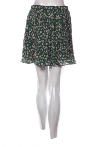 Пола SHEIN, Размер M, Цвят Многоцветен, Цена 8,69 €