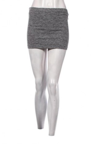 Пола TCM, Размер L, Цвят Сив, Цена 2,04 €