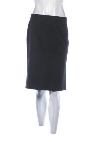 Пола Tatuum, Размер S, Цвят Черен, Цена 6,64 €