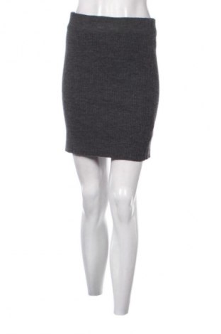 Sukně Unbranded, Velikost S, Barva Šedá, Cena  349,00 Kč