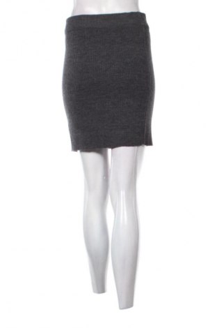 Sukně Unbranded, Velikost S, Barva Šedá, Cena  349,00 Kč