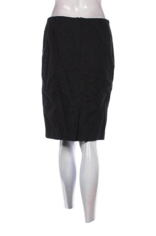 Пола Unbranded, Размер S, Цвят Черен, Цена 2,04 €