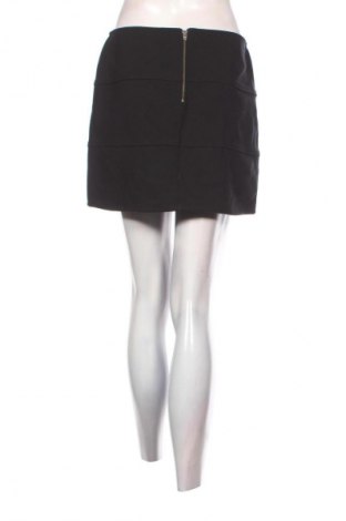 Spódnica United Colors Of Benetton, Rozmiar M, Kolor Czarny, Cena 118,99 zł