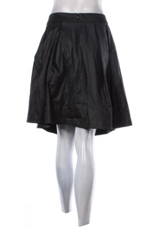 Пола United Colors Of Benetton, Размер L, Цвят Черен, Цена 6,13 €