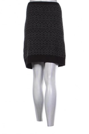 Пола Yessica, Размер L, Цвят Многоцветен, Цена 6,64 €