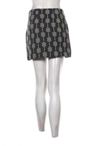 Пола Zara, Размер S, Цвят Многоцветен, Цена 9,04 €