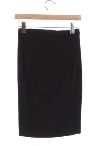 Пола Zara, Размер XS, Цвят Многоцветен, Цена 3,57 €