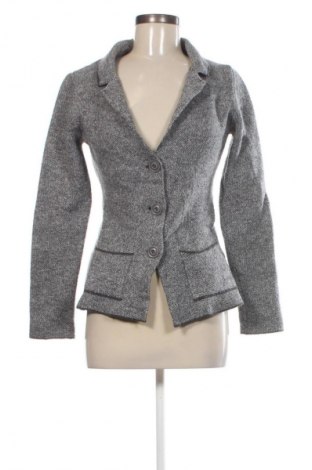 Poncsó Unbranded, Méret M, Szín Szürke, Ár 4 549 Ft