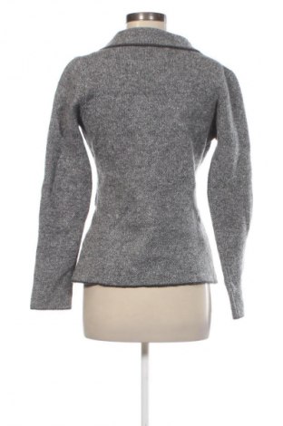 Poncsó Unbranded, Méret M, Szín Szürke, Ár 4 549 Ft