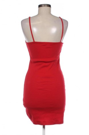 Рокля Amisu, Размер M, Цвят Червен, Цена 12,02 €
