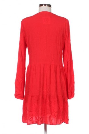 Šaty  Amisu, Velikost M, Barva Červená, Cena  129,00 Kč