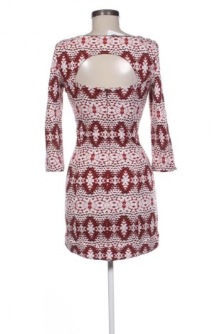 Рокля Armani Exchange, Размер S, Цвят Многоцветен, Цена 17,89 €